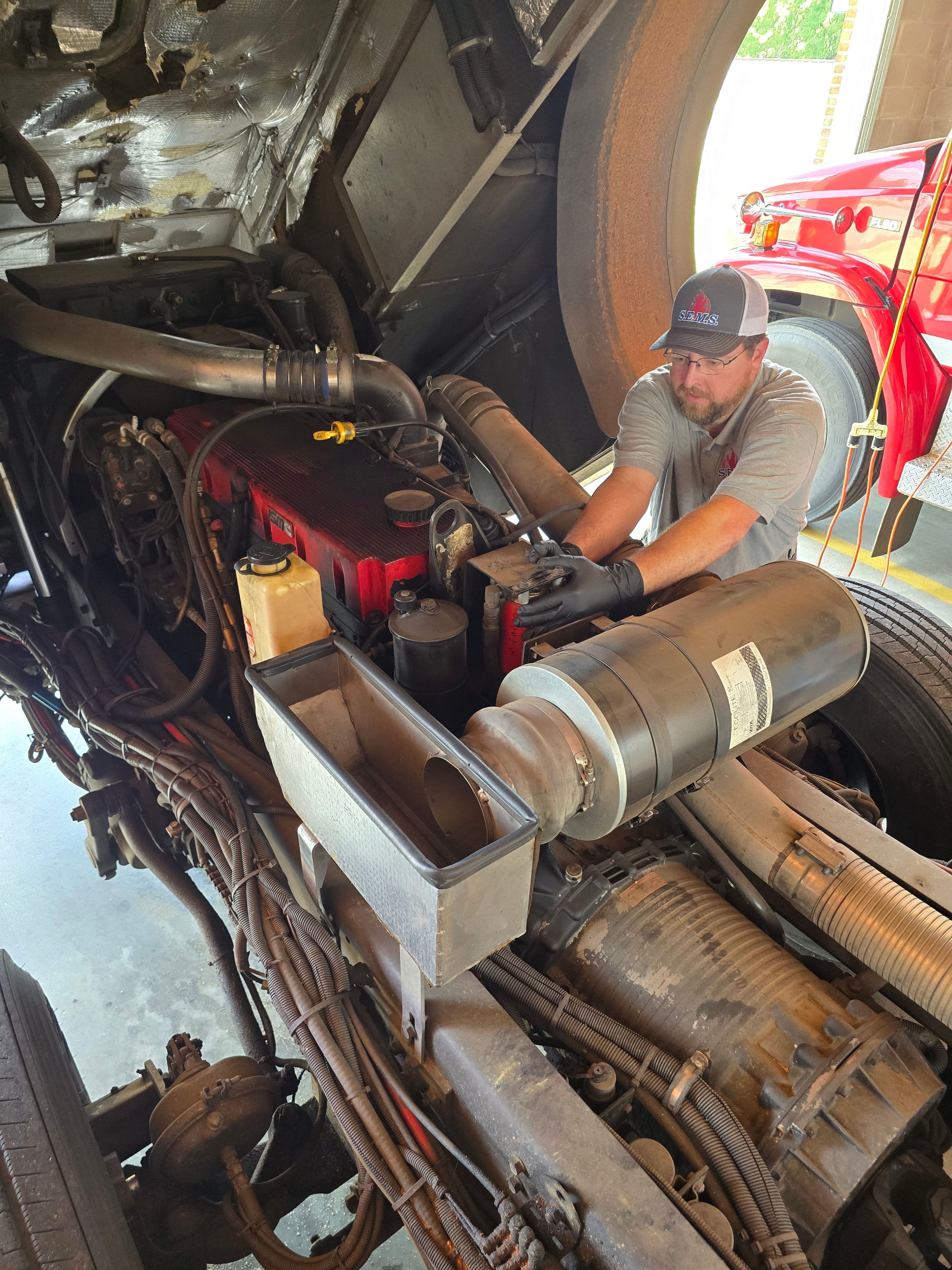 Apparatus and pump repair work